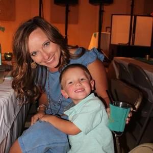 Meet your Posher, Whitney